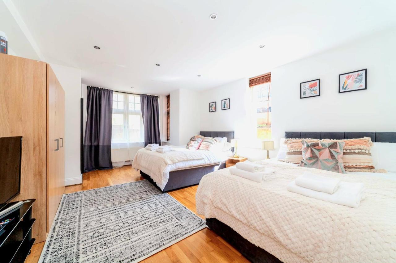 Comfy 2 Bed Apt With Private Garden,Battersea Central Ldn Londres Extérieur photo